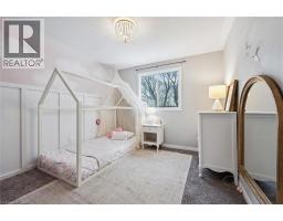 4 NORTHMANOR Crescent - 18