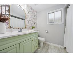 4 NORTHMANOR Crescent - 22