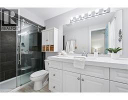 4 NORTHMANOR Crescent - 25