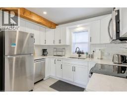 51 VICTORIA Street - 12