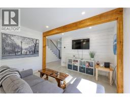 51 VICTORIA Street - 18