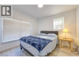 51 VICTORIA Street - 25