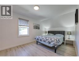 51 VICTORIA Street - 35