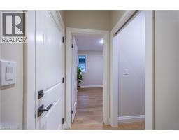 93 DUCHESS Drive - 16