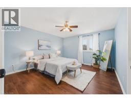 837 EDGAR Street W - 18