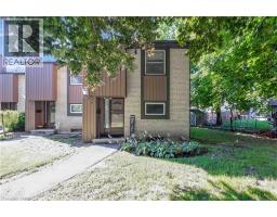 215 GLAMIS Road UnitNo. 40 - 3