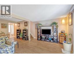 215 GLAMIS Road UnitNo. 40 - 9