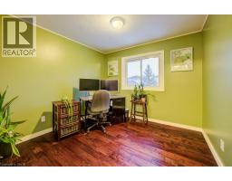 33 ORCHID Crescent - 16