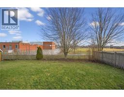 33 OAK Crescent - 39