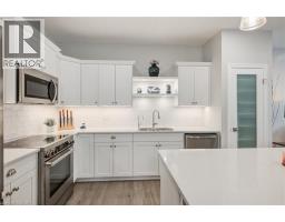 114 LIVINGSTON Drive - 15