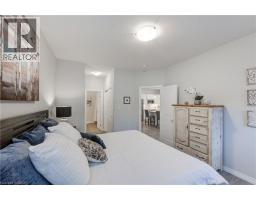 114 LIVINGSTON Drive - 34