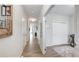 114 LIVINGSTON Drive - 4