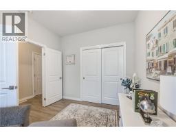 114 LIVINGSTON Drive - 7