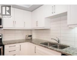 778 LAURELWOOD Drive UnitNo. 305 - 15