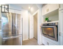 10 MONROE Street - 16