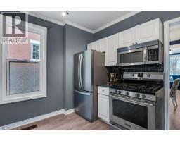 6 GLANVILLE Avenue - 18