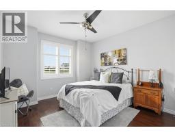 6 MACNEIL Court - 24