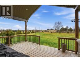 6 MACNEIL Court - 42