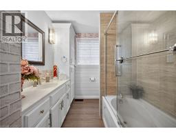 52 LORNE Avenue - 21