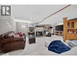 52 LORNE Avenue - 24