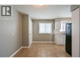 73 BARWOOD Crescent - 4