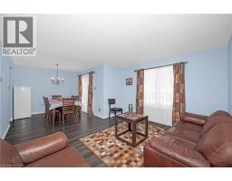 375 KINGSCOURT Drive UnitNo. 21 - 5