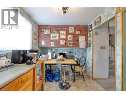 249 MACDONALD Drive - 12