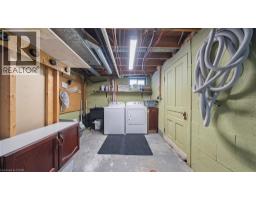 456 CHURCHILL Avenue - 30