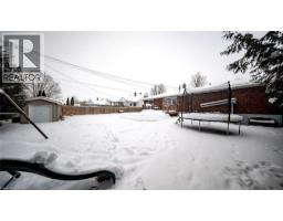 456 CHURCHILL Avenue - 37