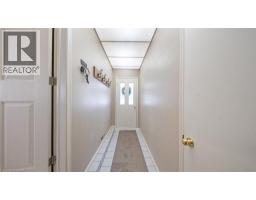 456 CHURCHILL Avenue - 5