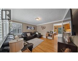 456 CHURCHILL Avenue - 7