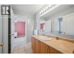 79 ZIEMAN Crescent - 23