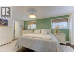 51 NATHANIEL Crescent - 25