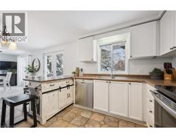 98 OLD MAPLE Lane - 16