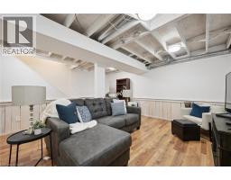 98 OLD MAPLE Lane - 31