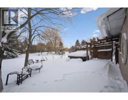 98 OLD MAPLE Lane - 37