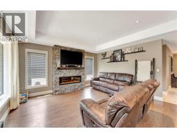 304 COURTLAND Street - 8