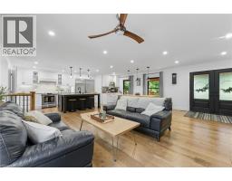 115 LAKESHORE Road - 13