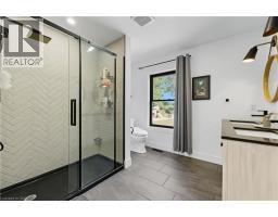 115 LAKESHORE Road - 24