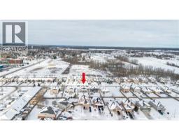 32 HUDSON Drive - 41