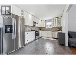 14 PIPERS GREEN Court - 4