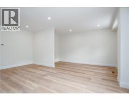 27 QUEENSTON Drive - 12