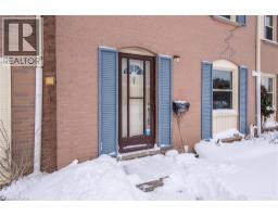 27 QUEENSTON Drive - 2