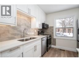 27 QUEENSTON Drive - 24