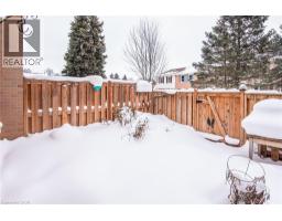 27 QUEENSTON Drive - 3