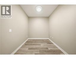 15 WELLINGTON Street S UnitNo. 1810 - 10