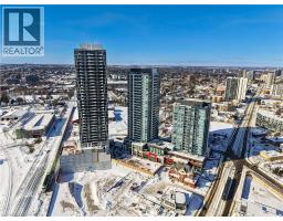 15 WELLINGTON Street S UnitNo. 1810 - 5