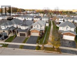 38 HEATHERWOOD Place - 44