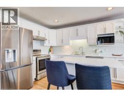 84 WALSH Crescent - 11