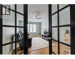 84 WALSH Crescent - 13